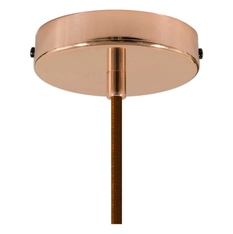 Luminária pendente com cabo têxtil, cúpula de cerâmica Dish e detalhes em metal