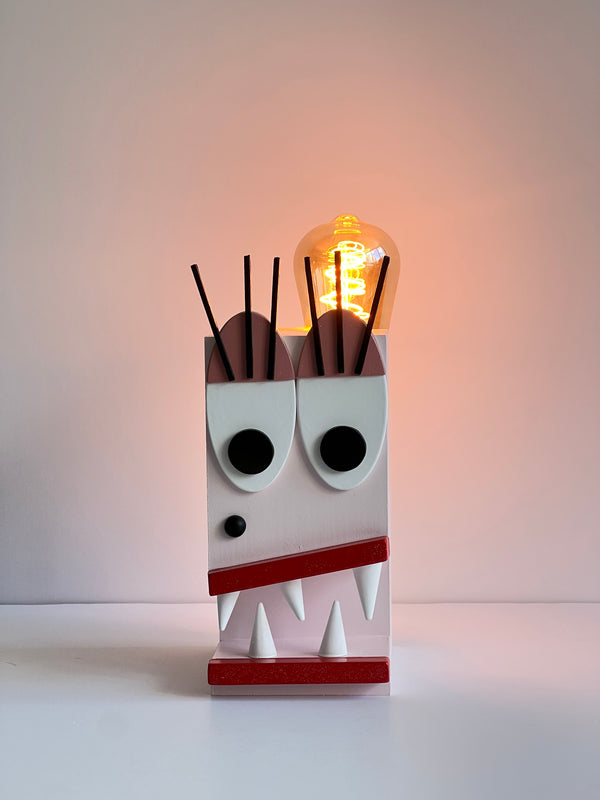 spoOoOoOky LAMP