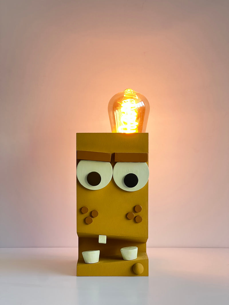 spoOoOoOky LAMP