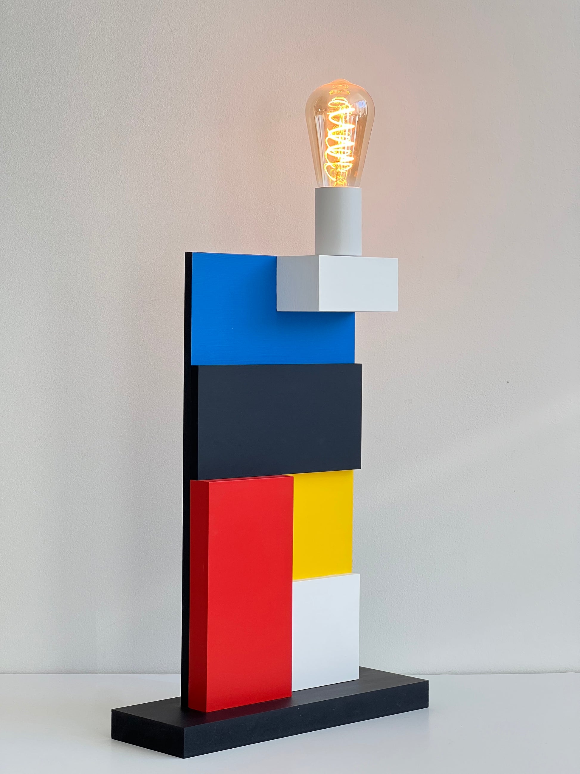 cooL'AMP monLAMPdrian