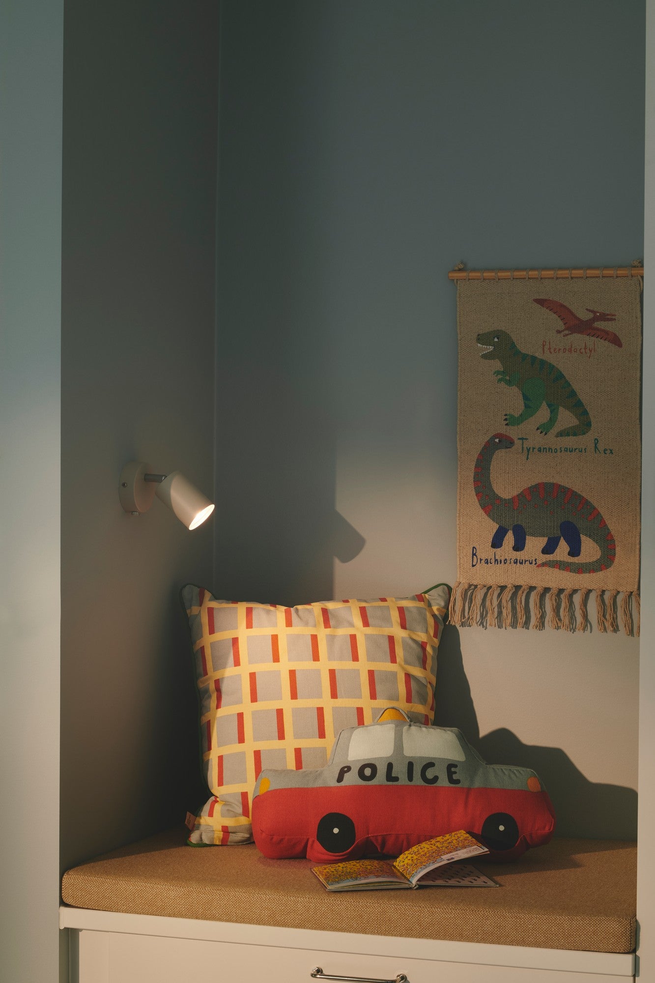 Candeeiro de Parede Explore