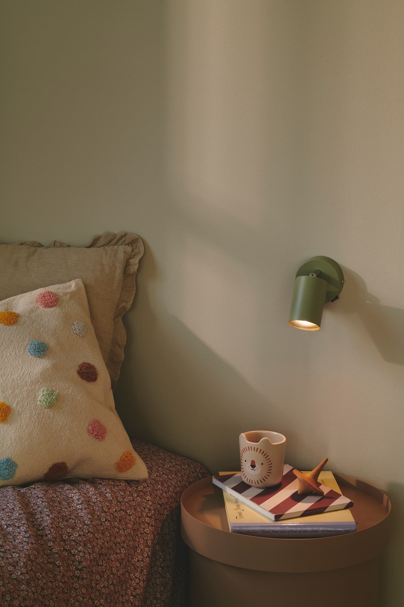 Candeeiro de Parede Explore