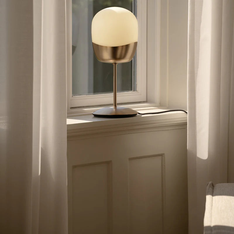 Spring table lamp
