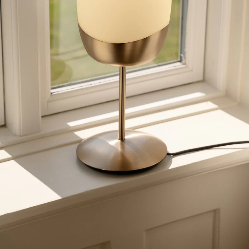 Spring table lamp
