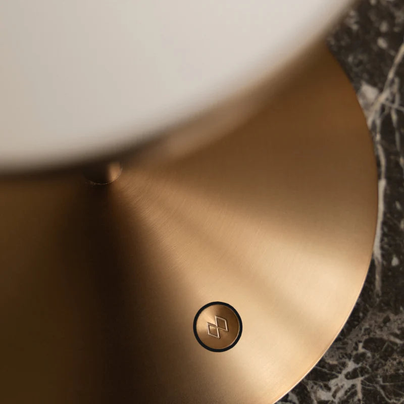 Spring table lamp
