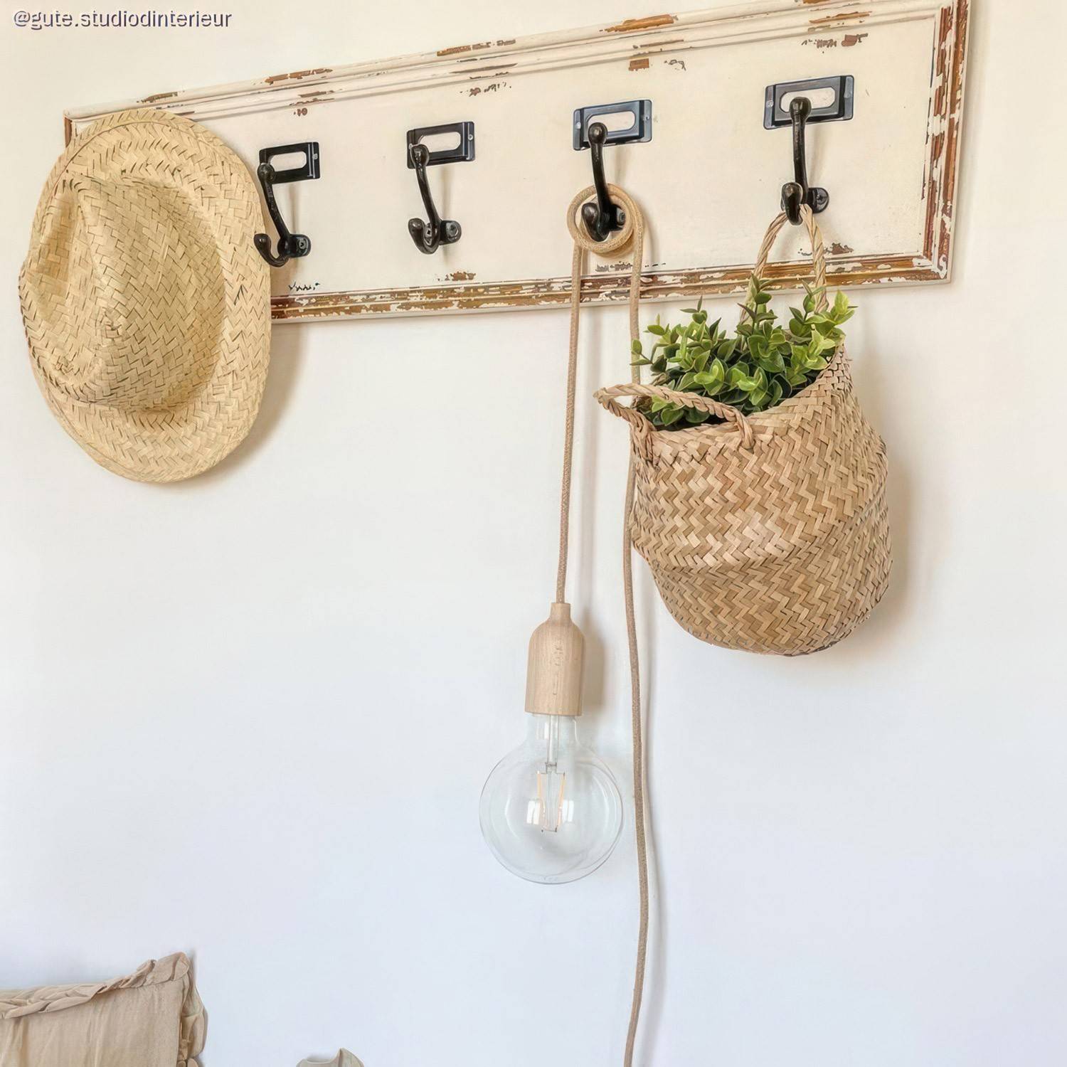 Kit de casquilho em madeira E27 com braçadeira de cabo oculta