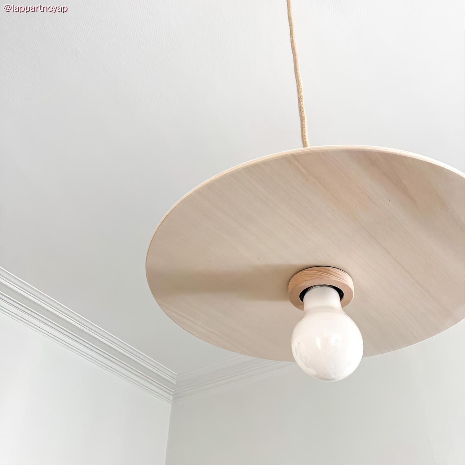 Lâmpada LED Gota Branco Leitoso A60 4W 470Lm E27 2700K - M02