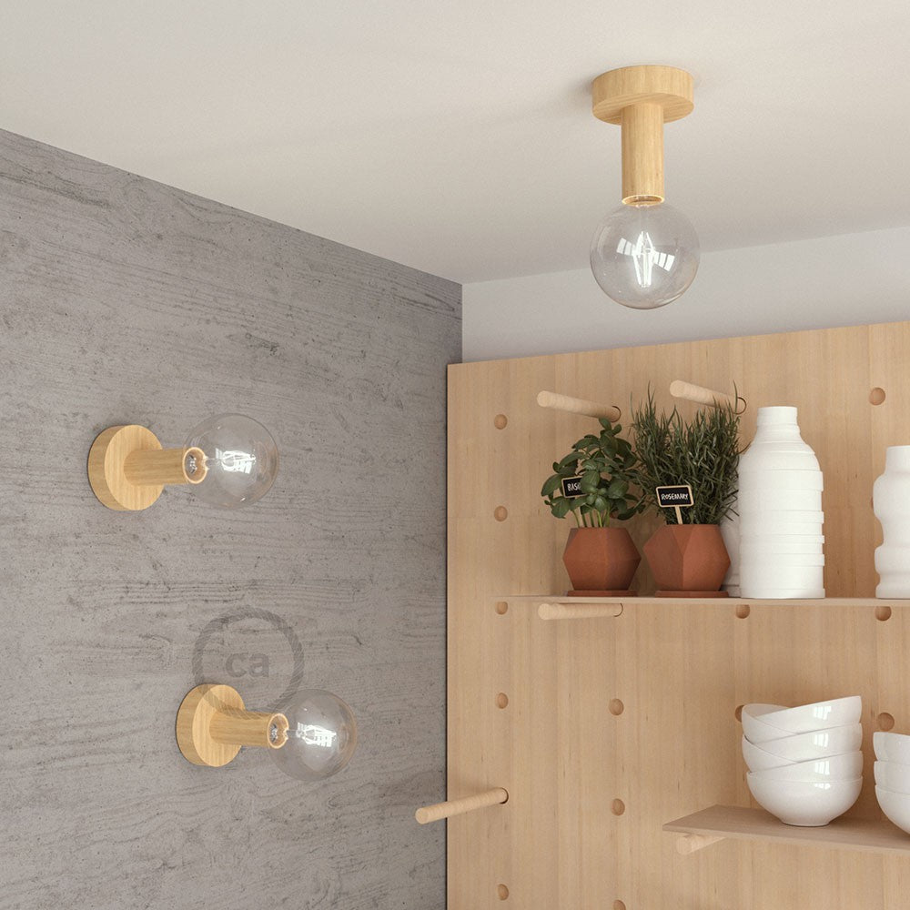 Fermaluce Wood M il punto luce in legno a parete o soffitto