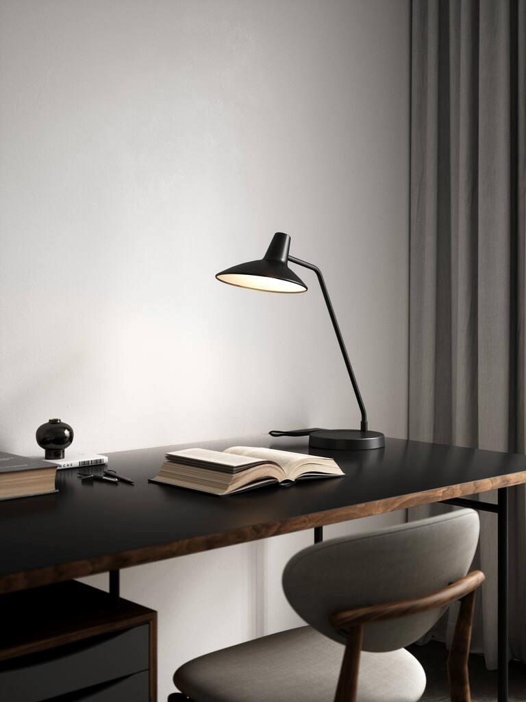 Darci Candeeiro de Mesa Preto
