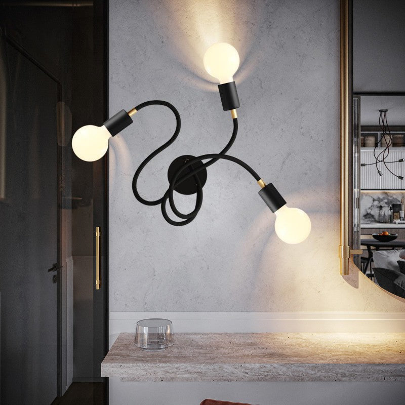 O candeeiro de teto Flex 60 flexível fornece luz difusa com lâmpada LED G95